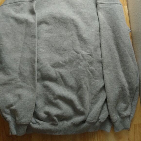Vintage Disney Grizzly's River Run Donald Duck Crewneck Sweatshirt - Picture 9 of 9
